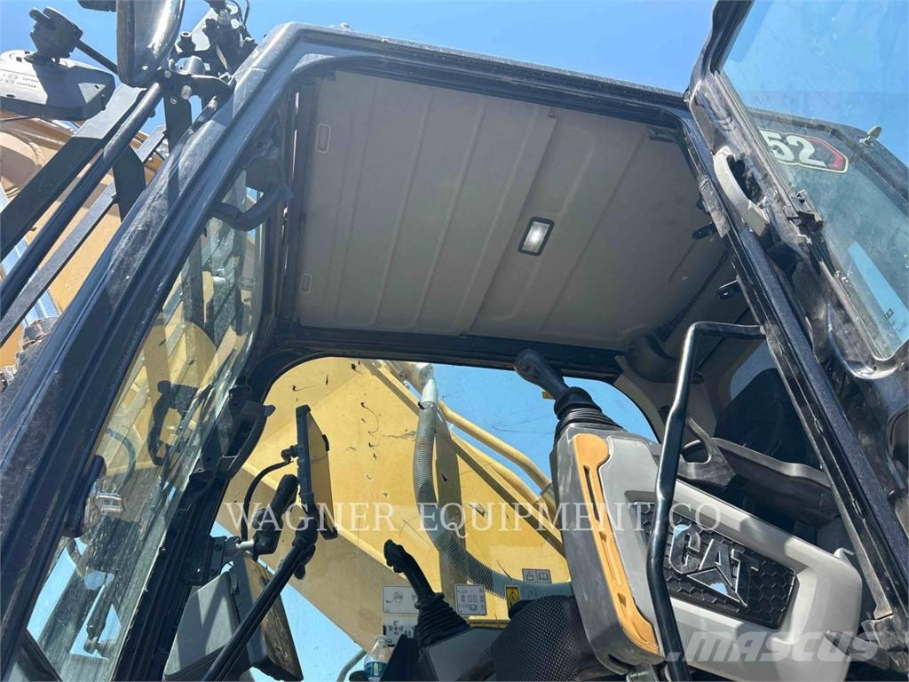 CAT 352 Beltegraver