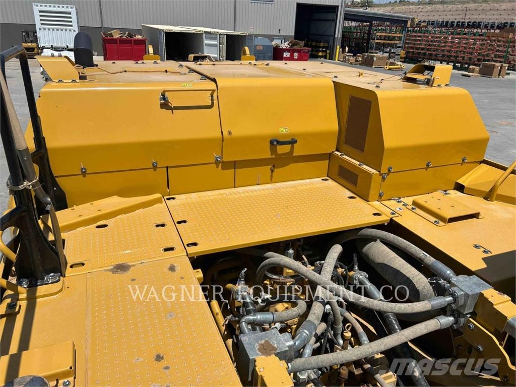 CAT 352 Beltegraver