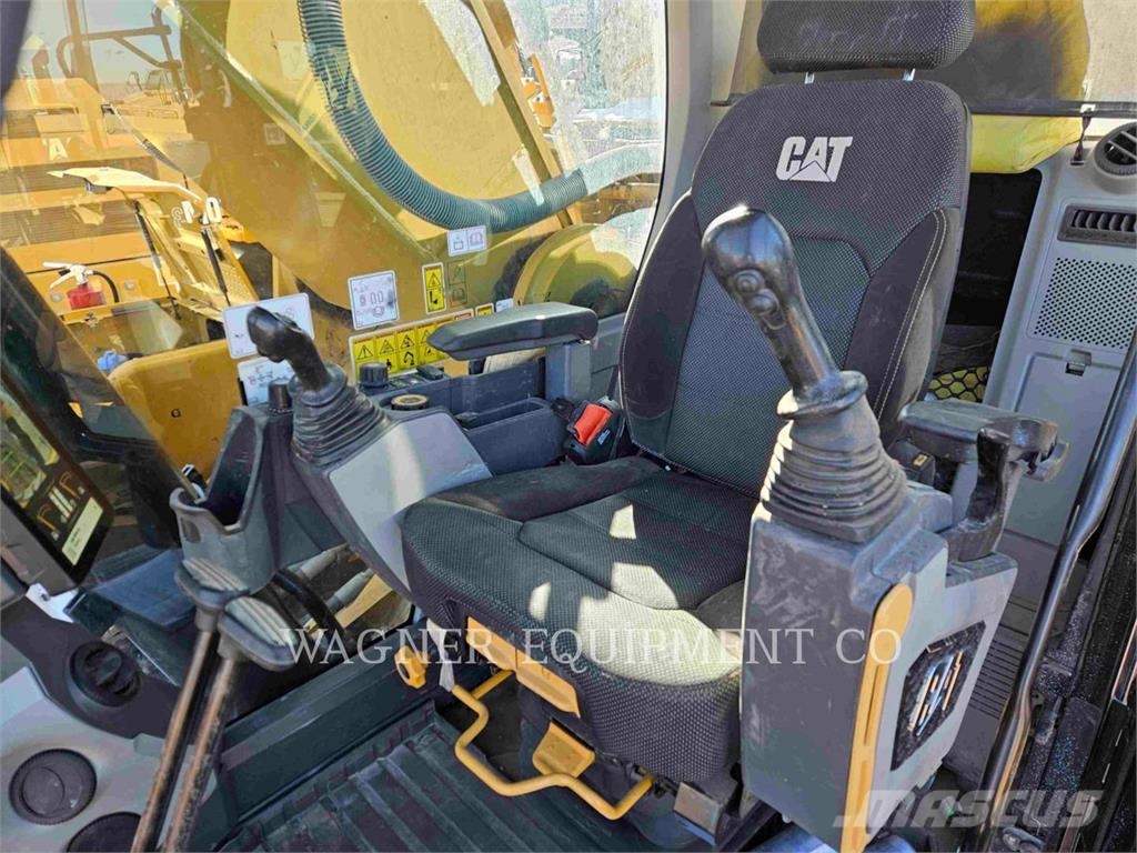 CAT 352 Beltegraver