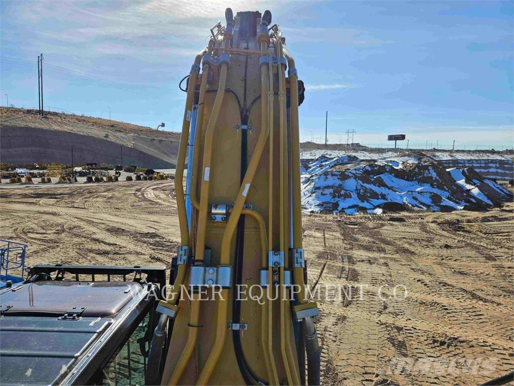 CAT 352 Beltegraver