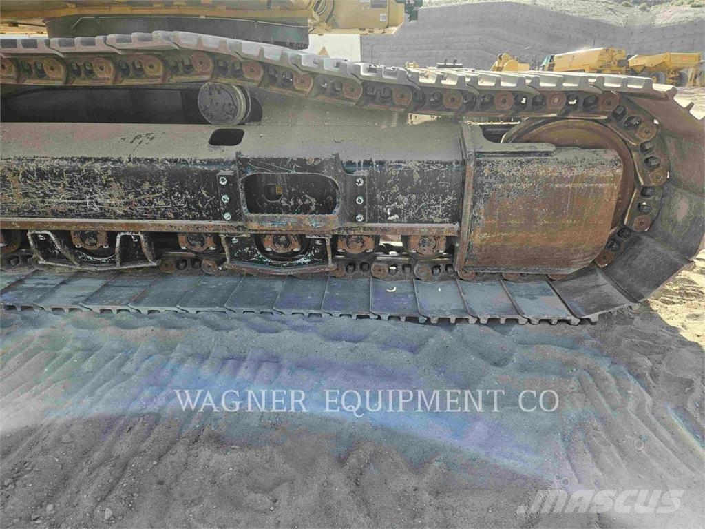 CAT 352 Excavadoras sobre orugas