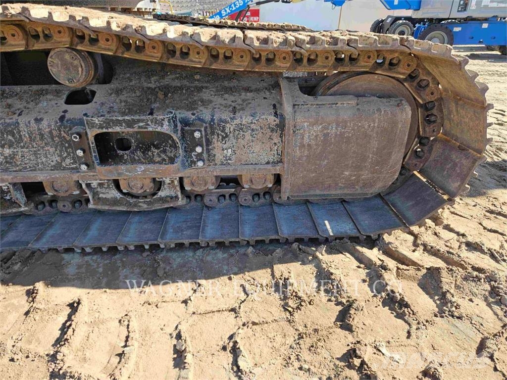 CAT 352 Excavadoras sobre orugas