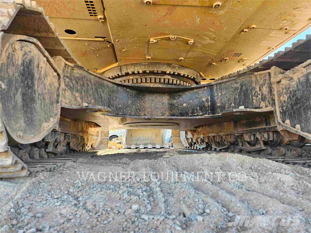 CAT 352 Excavadoras sobre orugas