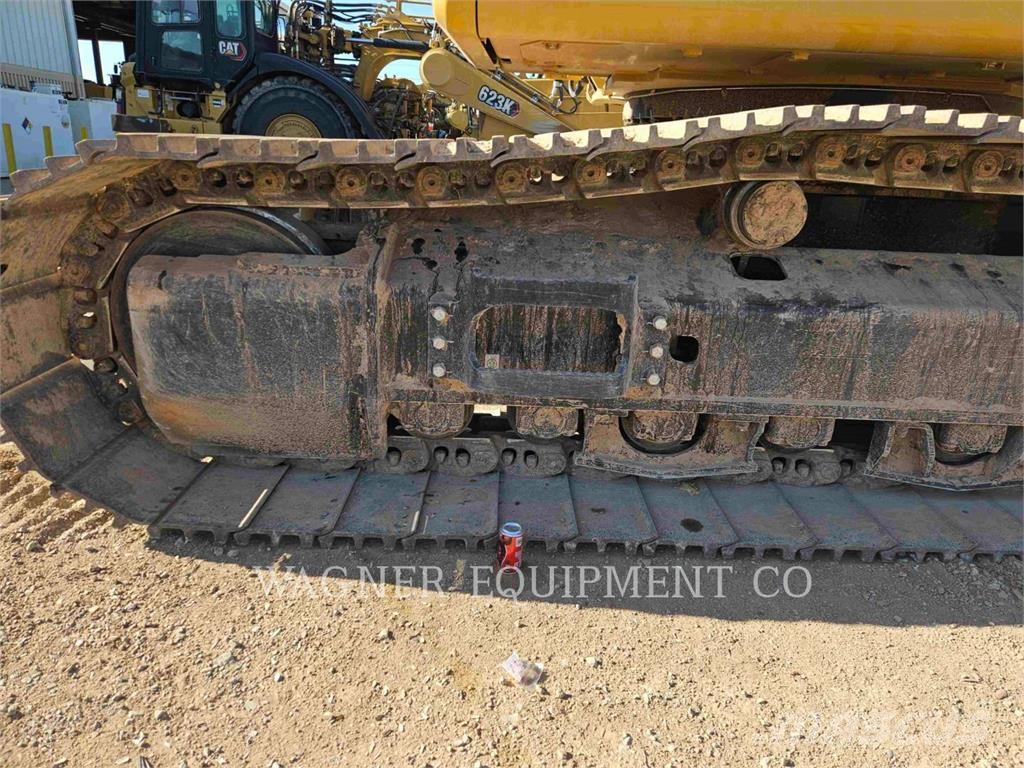 CAT 352 Excavadoras sobre orugas