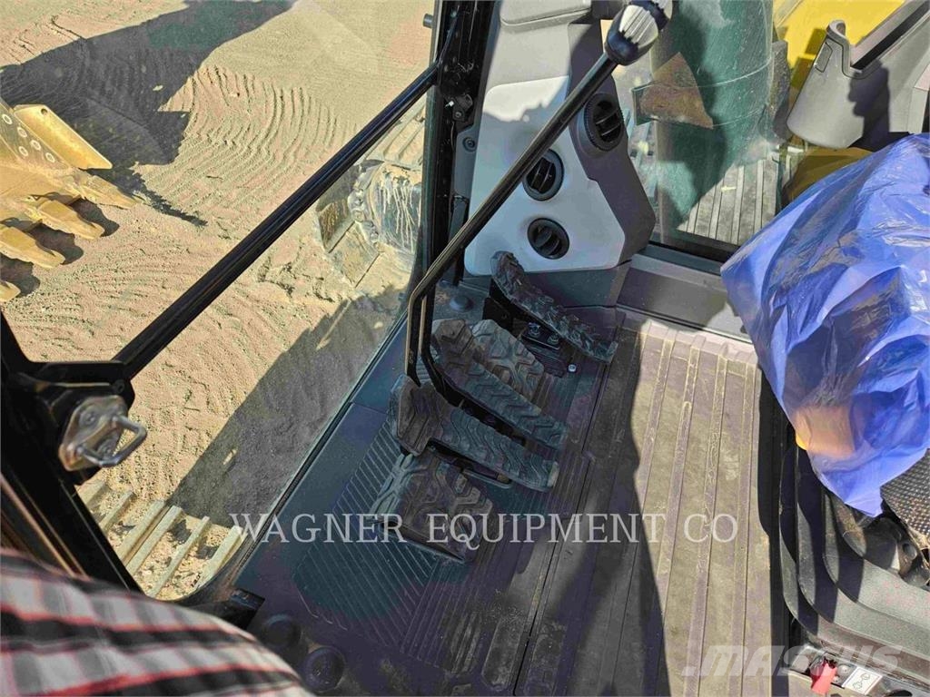CAT 352 Excavadoras sobre orugas