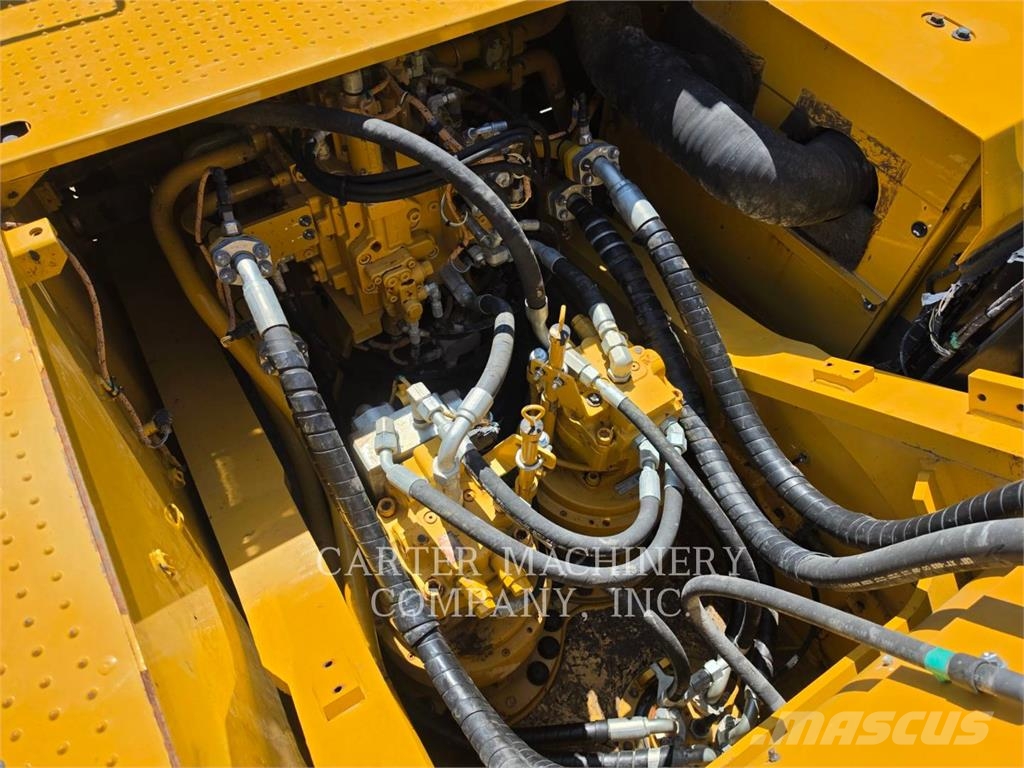CAT 352 Bagri goseničarji