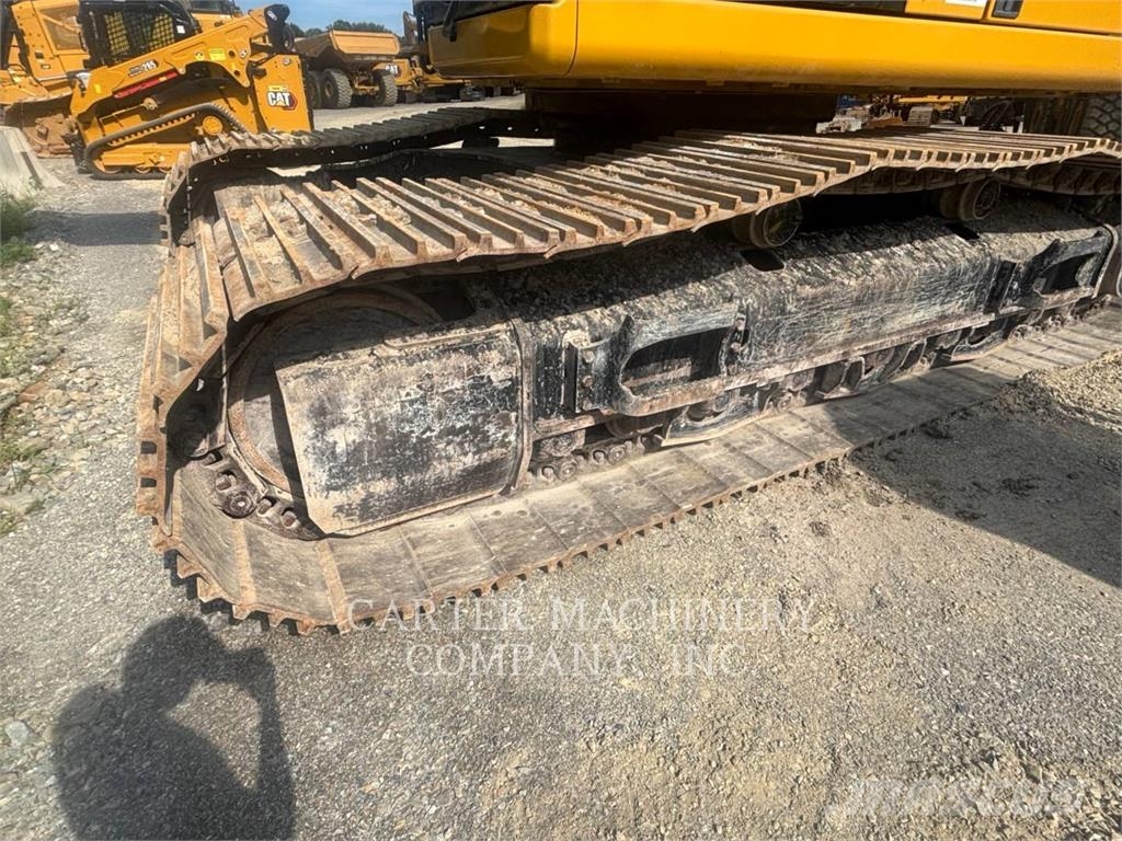 CAT 352 Bagri goseničarji