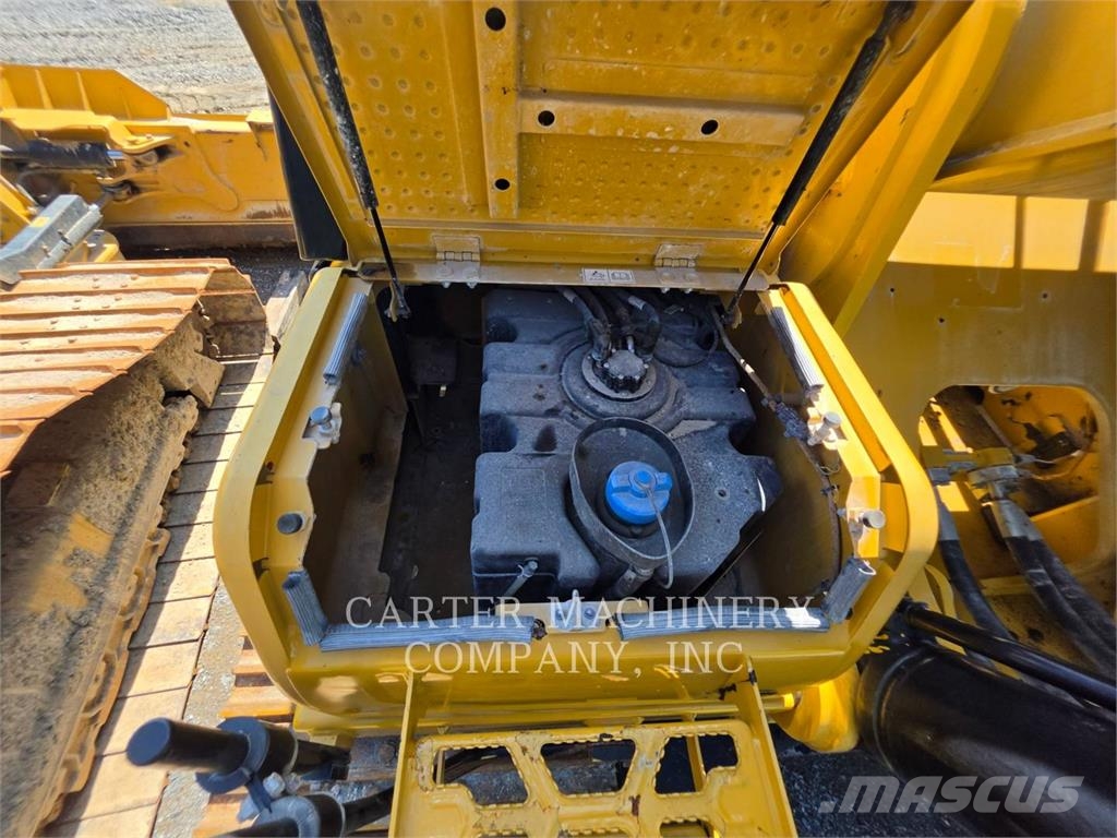 CAT 352 Bagri goseničarji