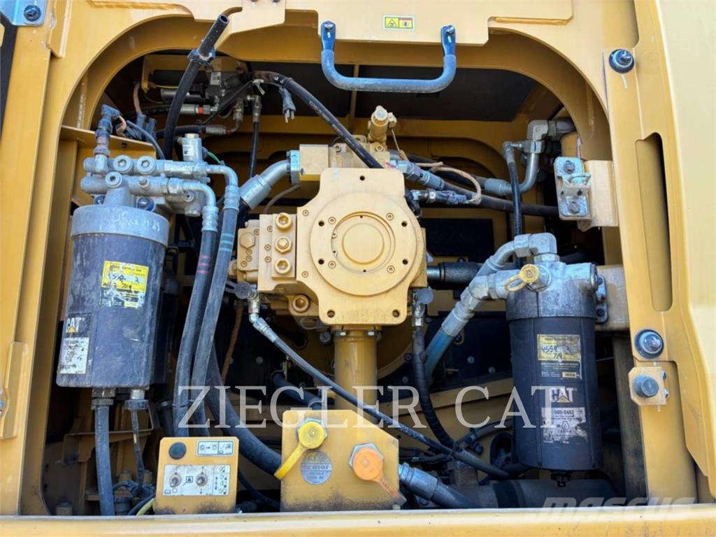 CAT 352-07 Raupenbagger
