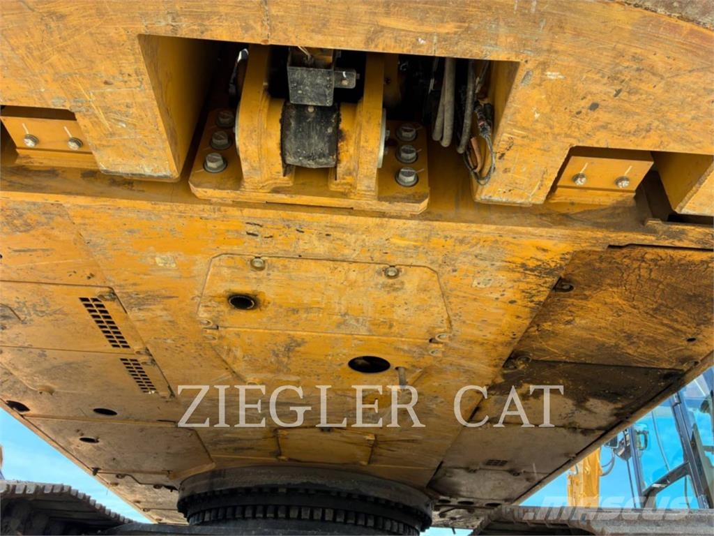 CAT 352-07 Raupenbagger