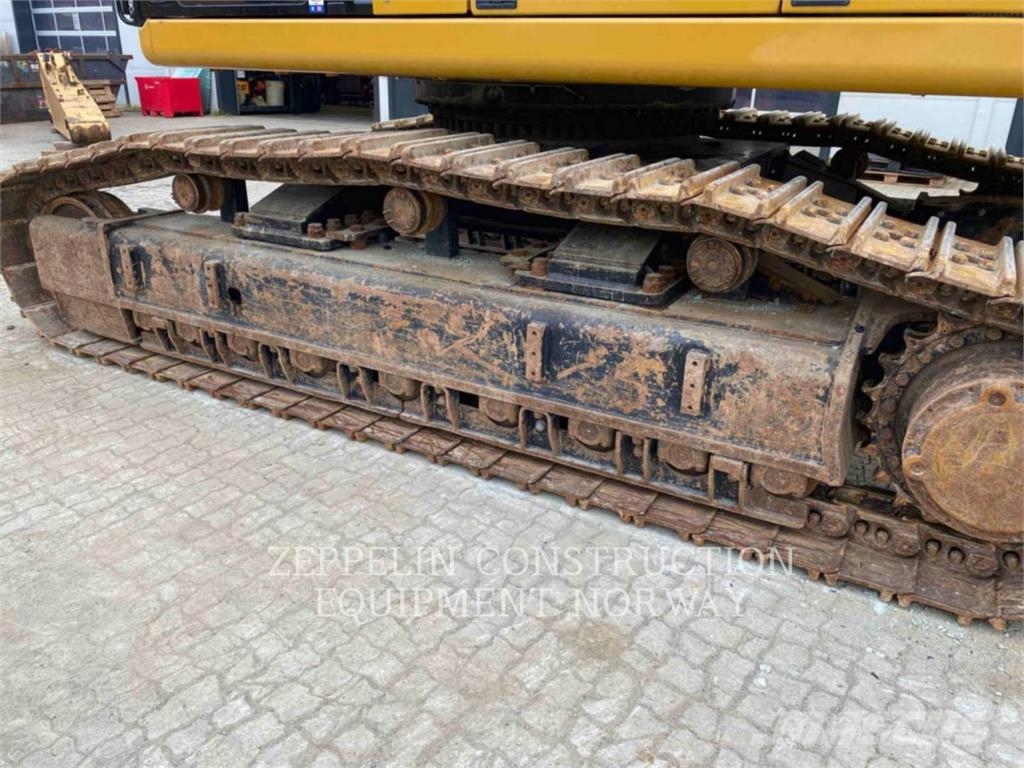 CAT 352-07 Beltegraver
