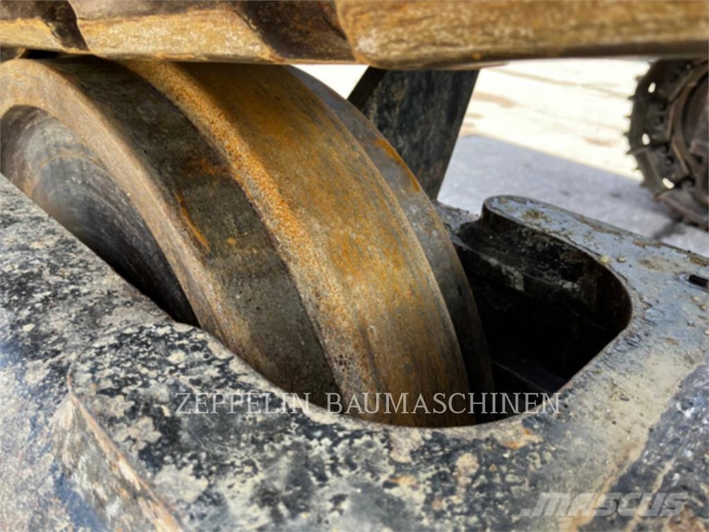 CAT 352-07A Bageri guseničari