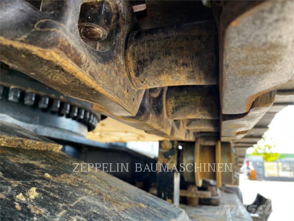 CAT 352-07A Bageri guseničari