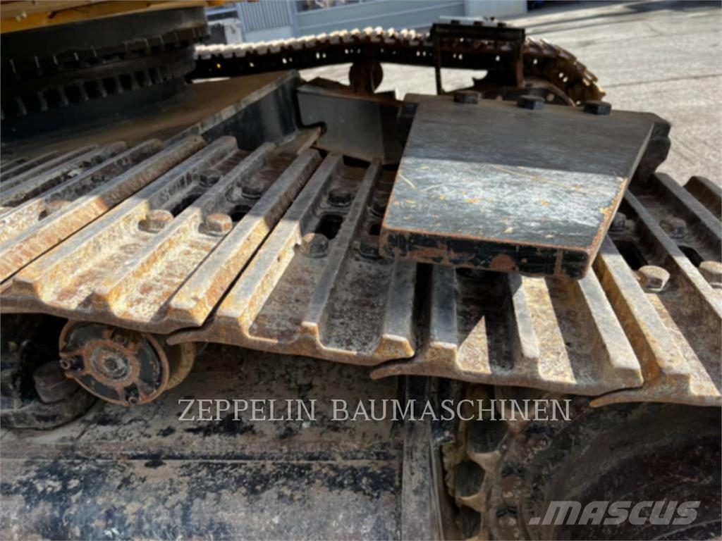 CAT 352-07A Bageri guseničari