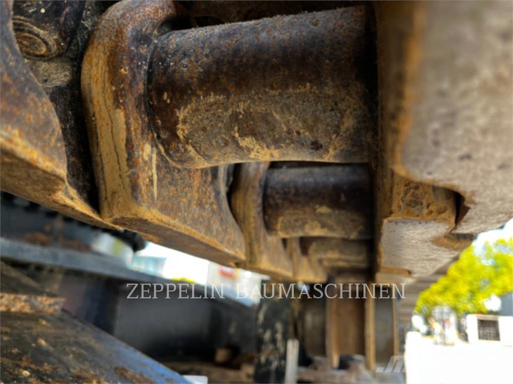 CAT 352-07A Bageri guseničari