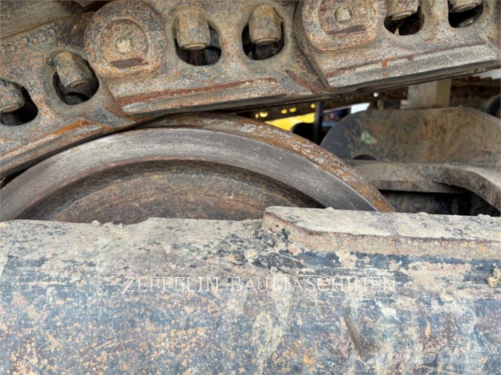 CAT 352-07AUHD Bagri goseničarji