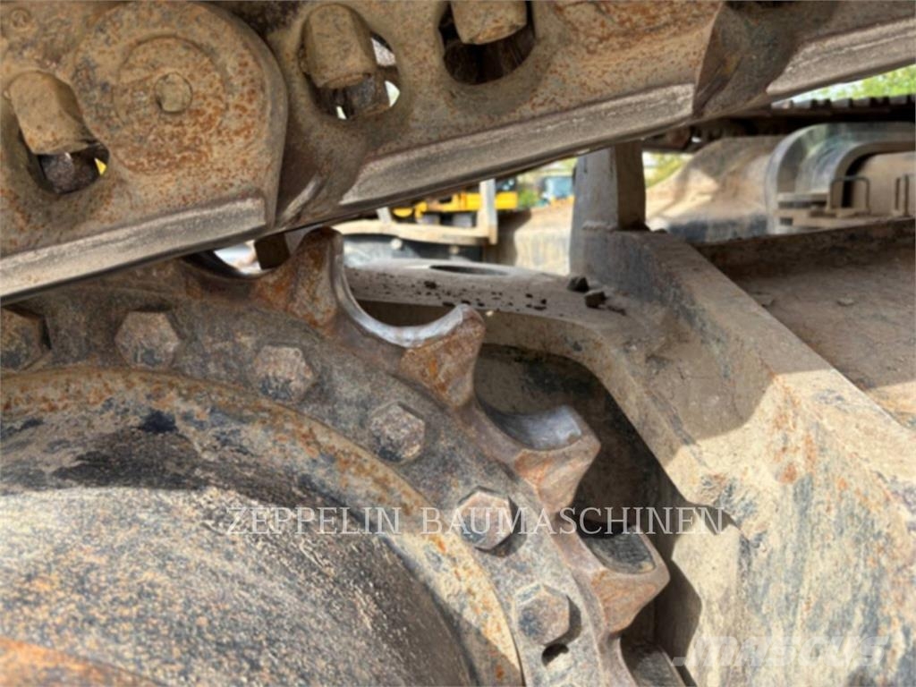 CAT 352-07AUHD Bagri goseničarji