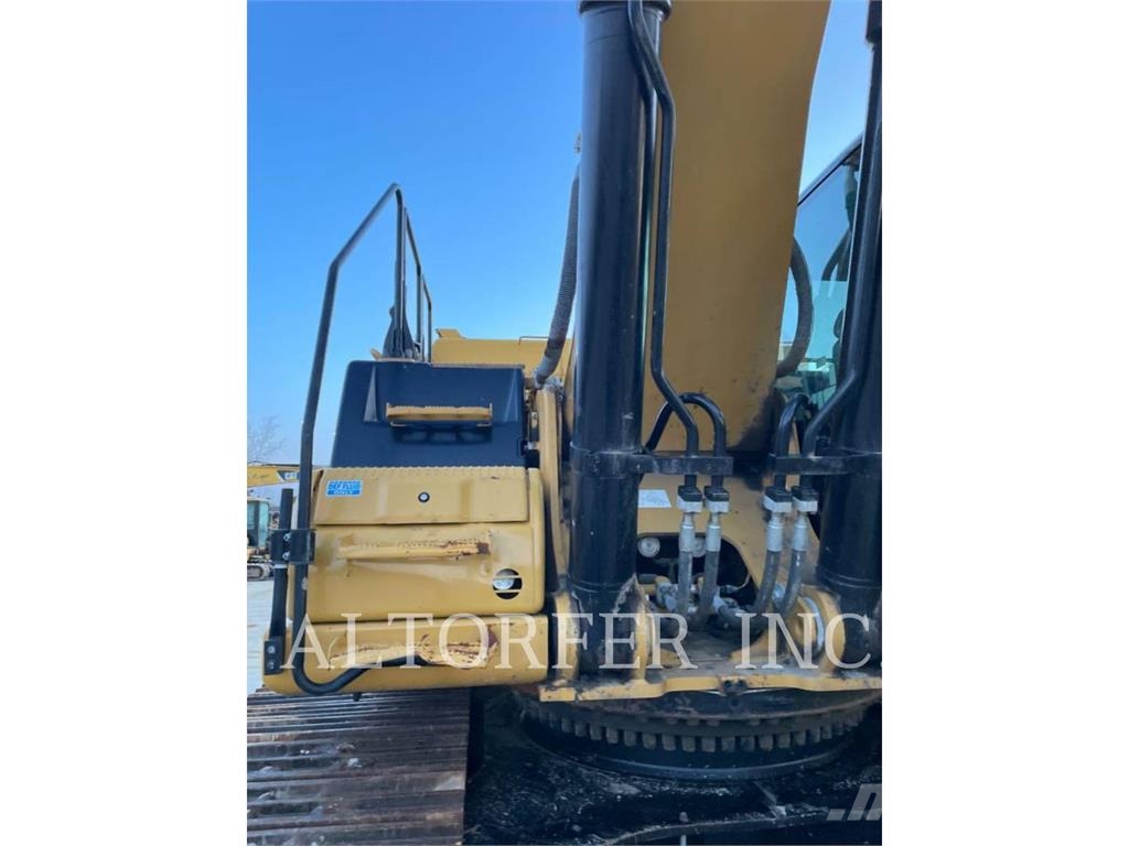 CAT 352-08FG Гусеничні екскаватори