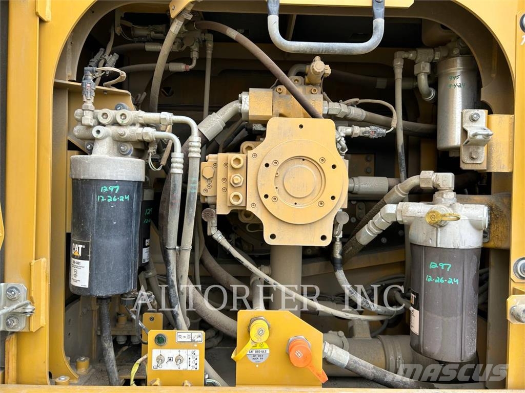 CAT 352-08FG Гусеничні екскаватори
