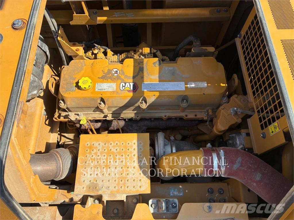 CAT 352-08FG Bagri goseničarji