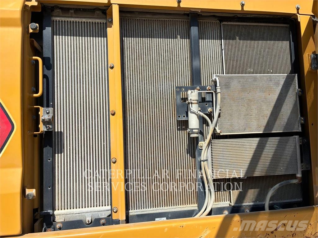 CAT 352-08FG Bagri goseničarji