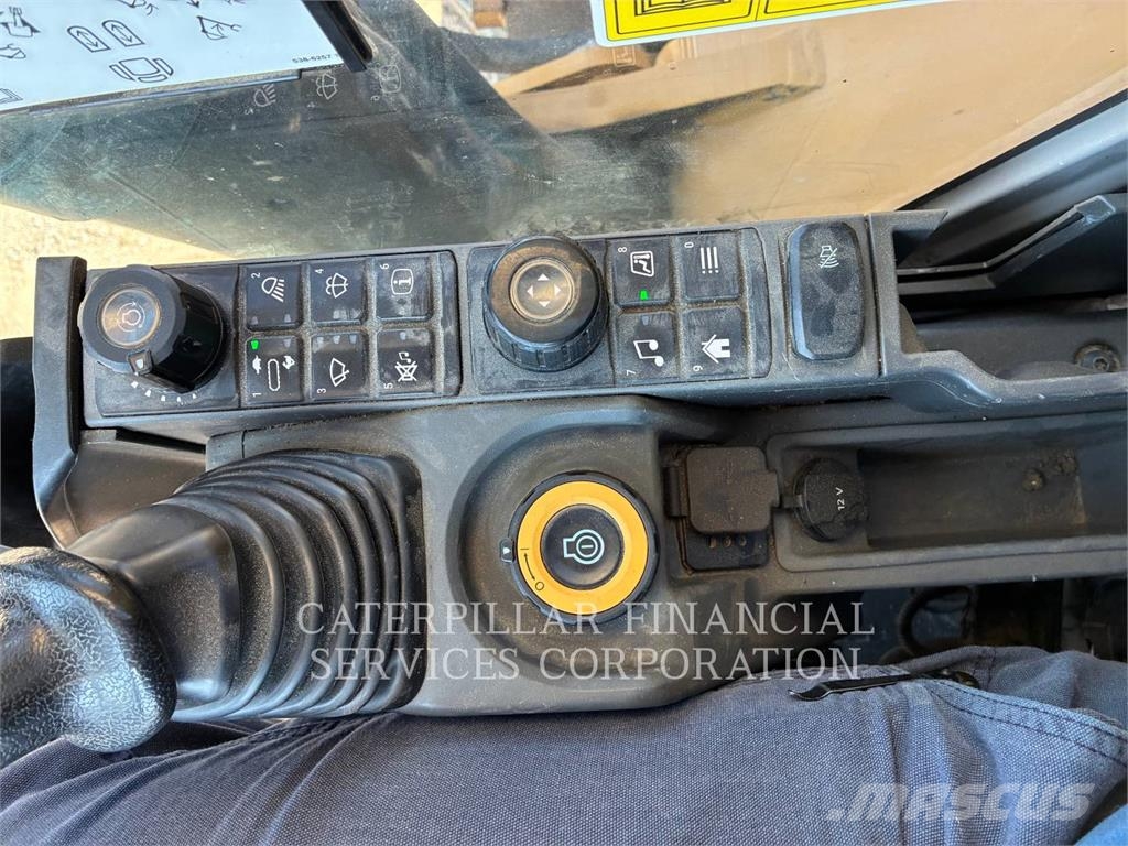 CAT 352-08FG Bagri goseničarji