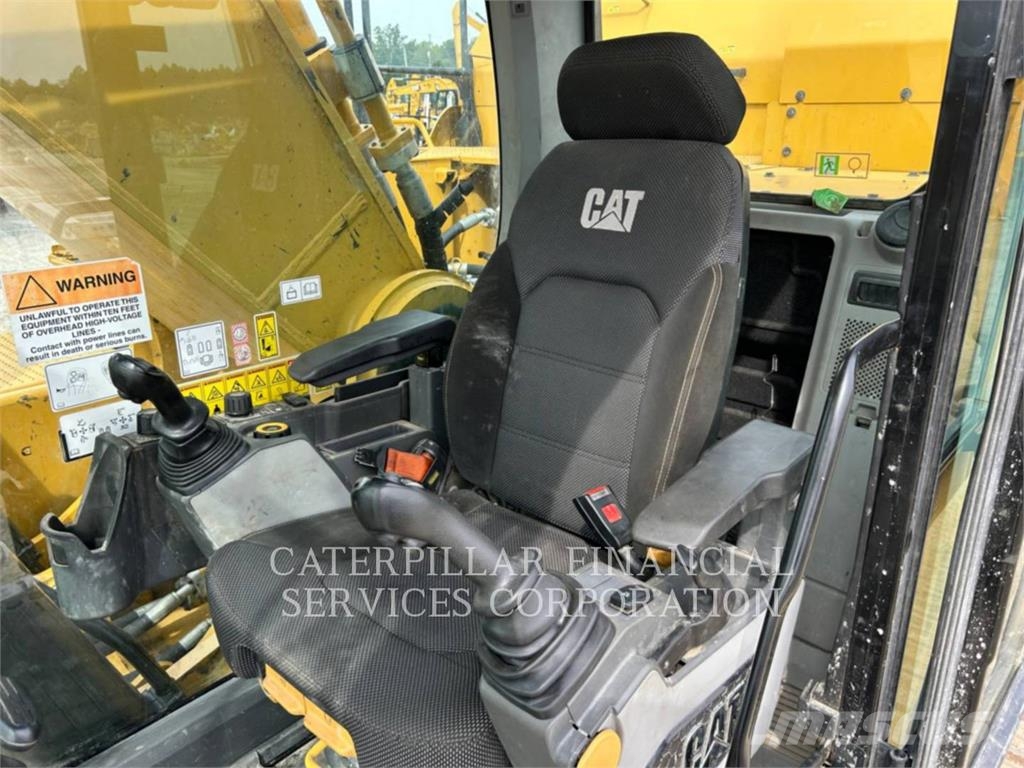 CAT 352-08FG Kāpurķēžu ekskavatori