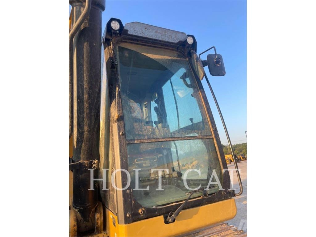 CAT 352 11 TC Rupsgraafmachines