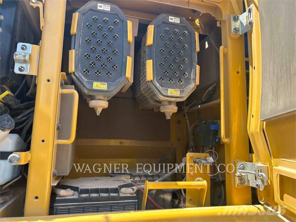 CAT 35208FG Roomikekskavaatorid