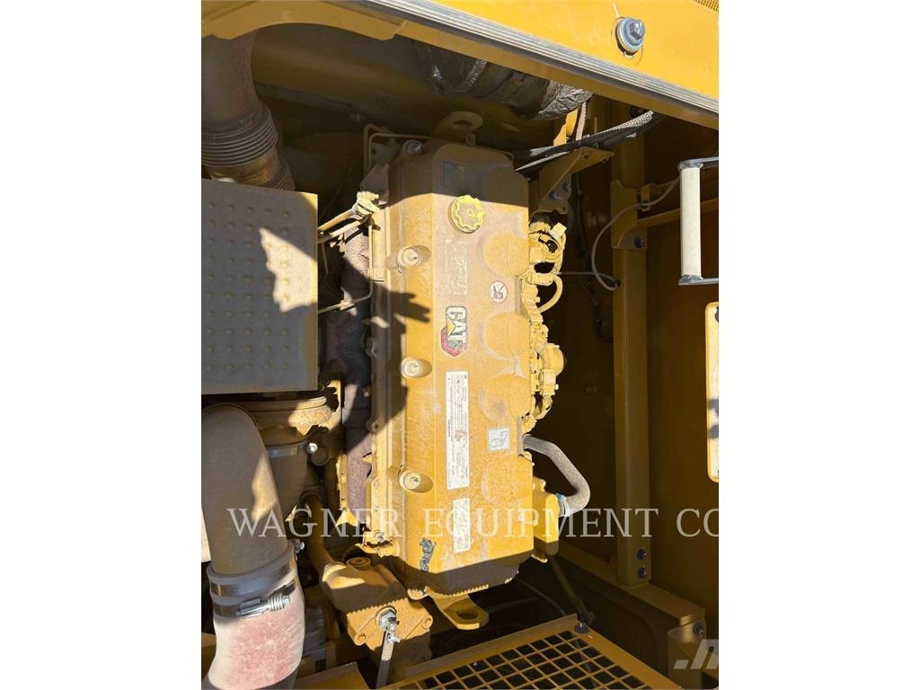 CAT 35208FG Roomikekskavaatorid