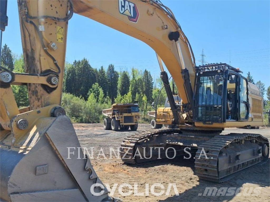 CAT 352FL Гусеничні екскаватори