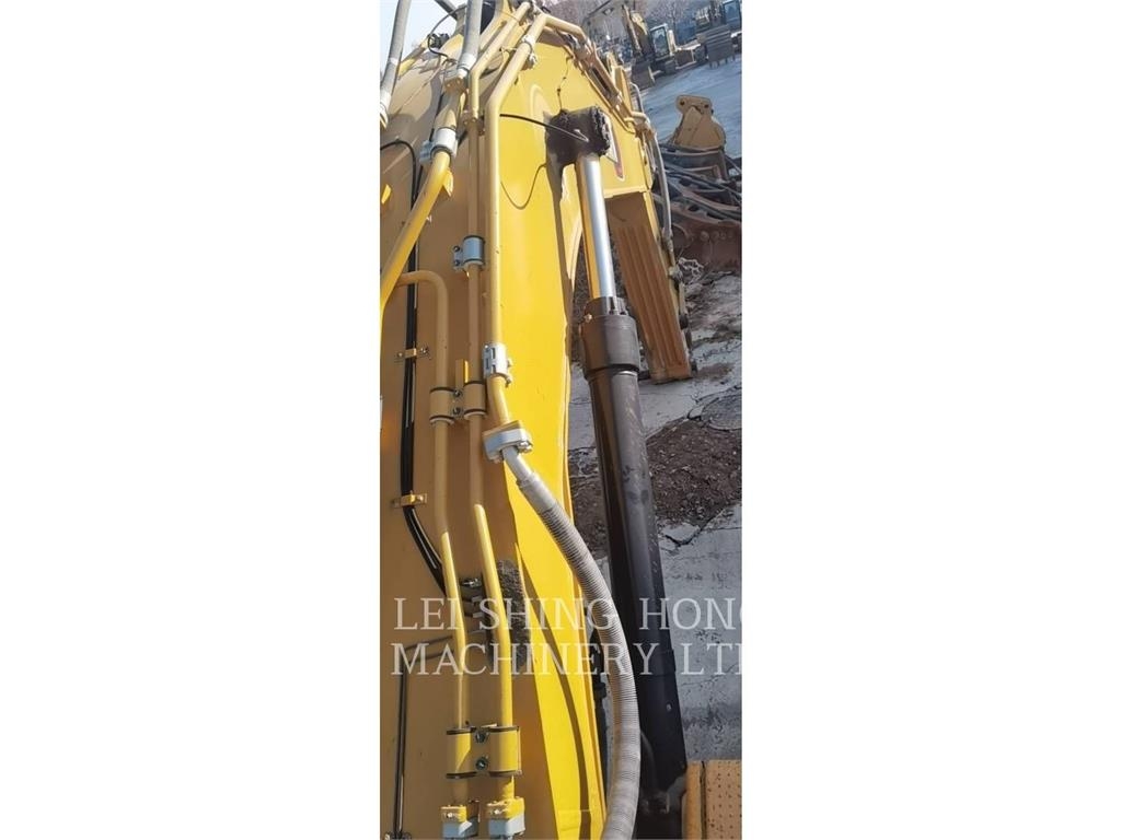 CAT 355-08FG حفارات زحافة