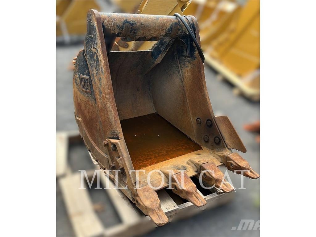 CAT 36 HD BUCKET, PIN LOCK Buckets