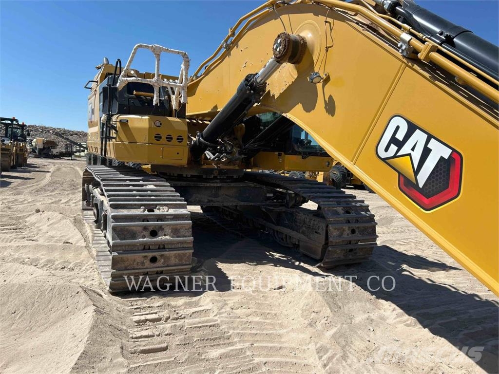 CAT 374 Gravemaskiner på larvebånd