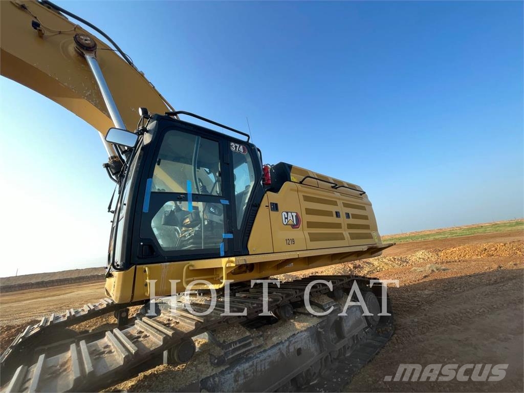 CAT 374 履带挖掘机
