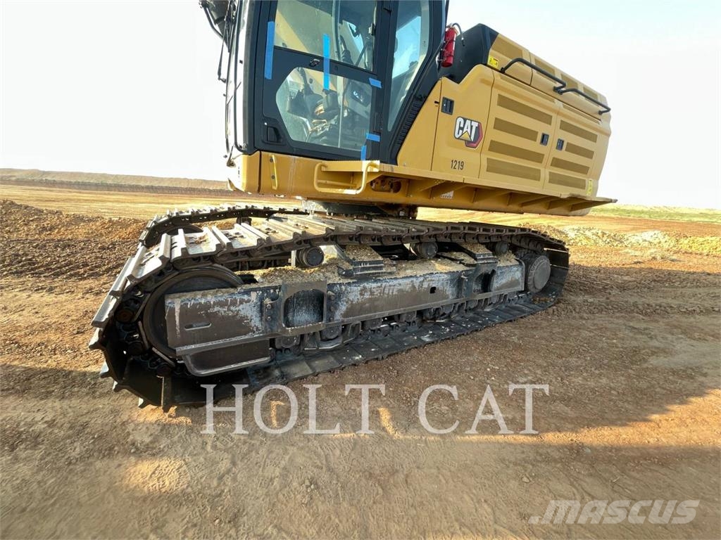 CAT 374 履带挖掘机
