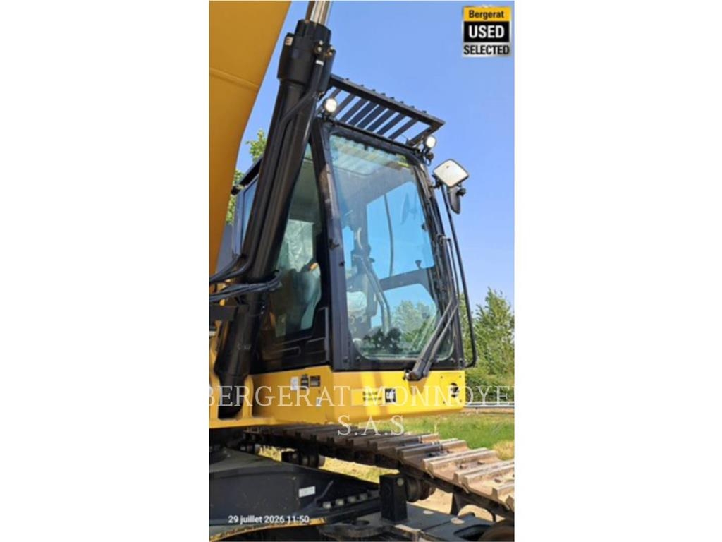 CAT 374 Crawler excavators