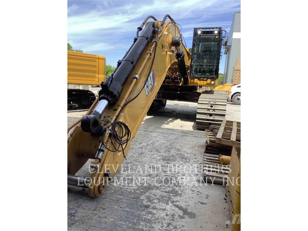 CAT 374 Pelle sur chenilles