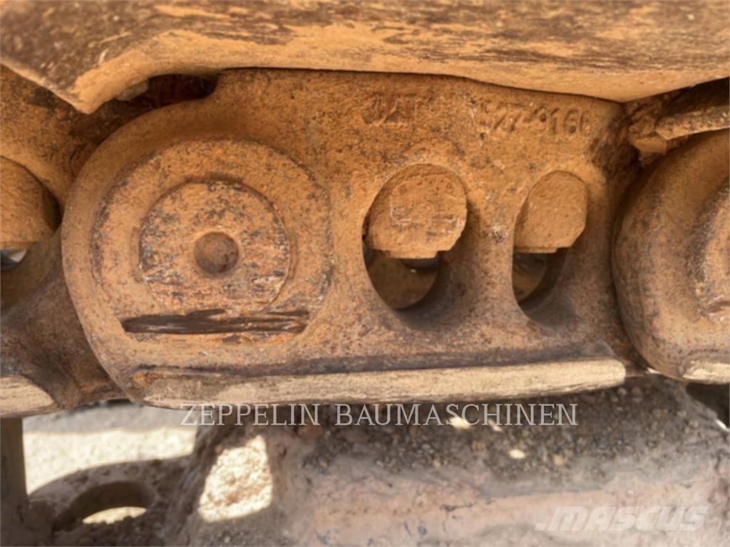 CAT 374-07A Bagri goseničarji