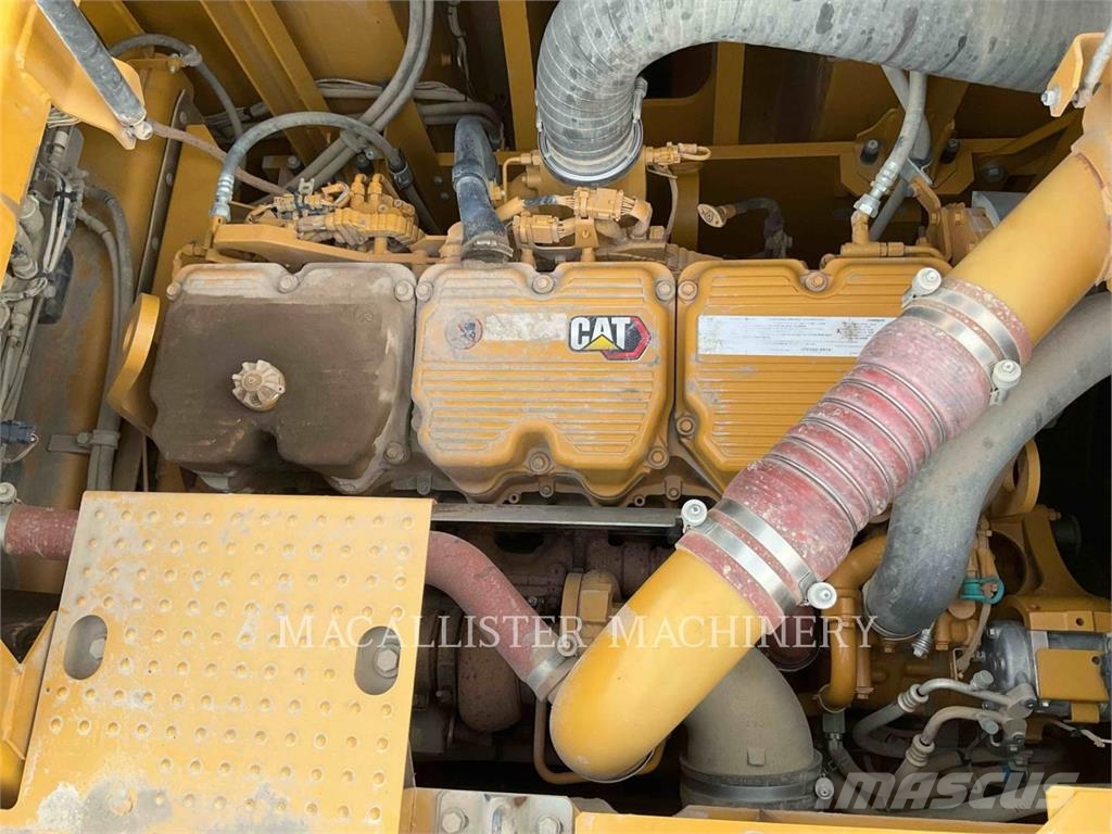 CAT 37407 Bagri goseničarji