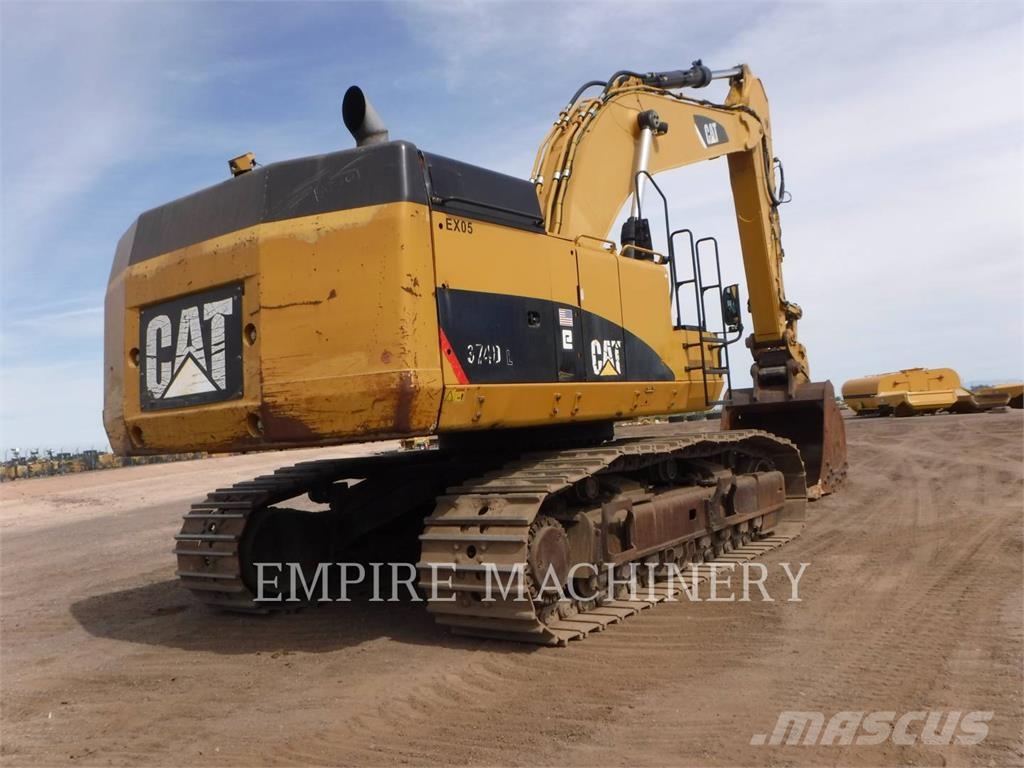 CAT 374DL Roomikekskavaatorid
