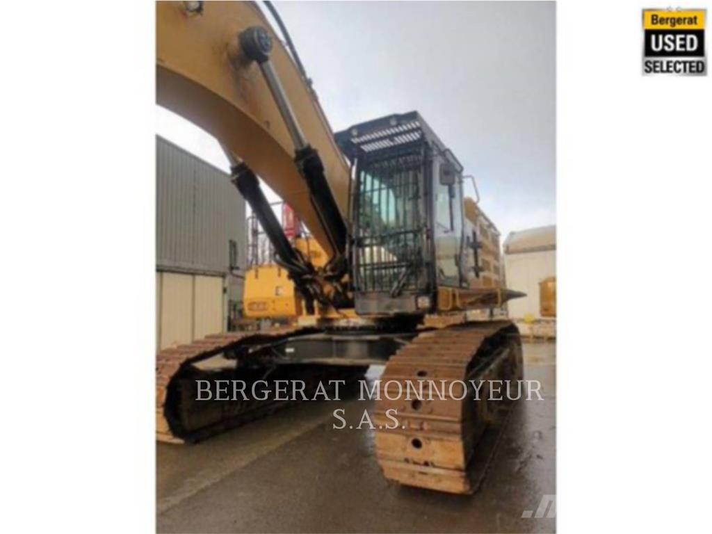 CAT 374F حفارات زحافة