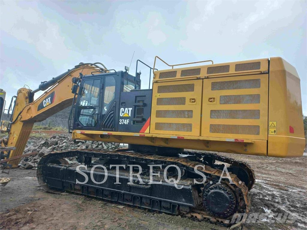 CAT 374FL 履带挖掘机