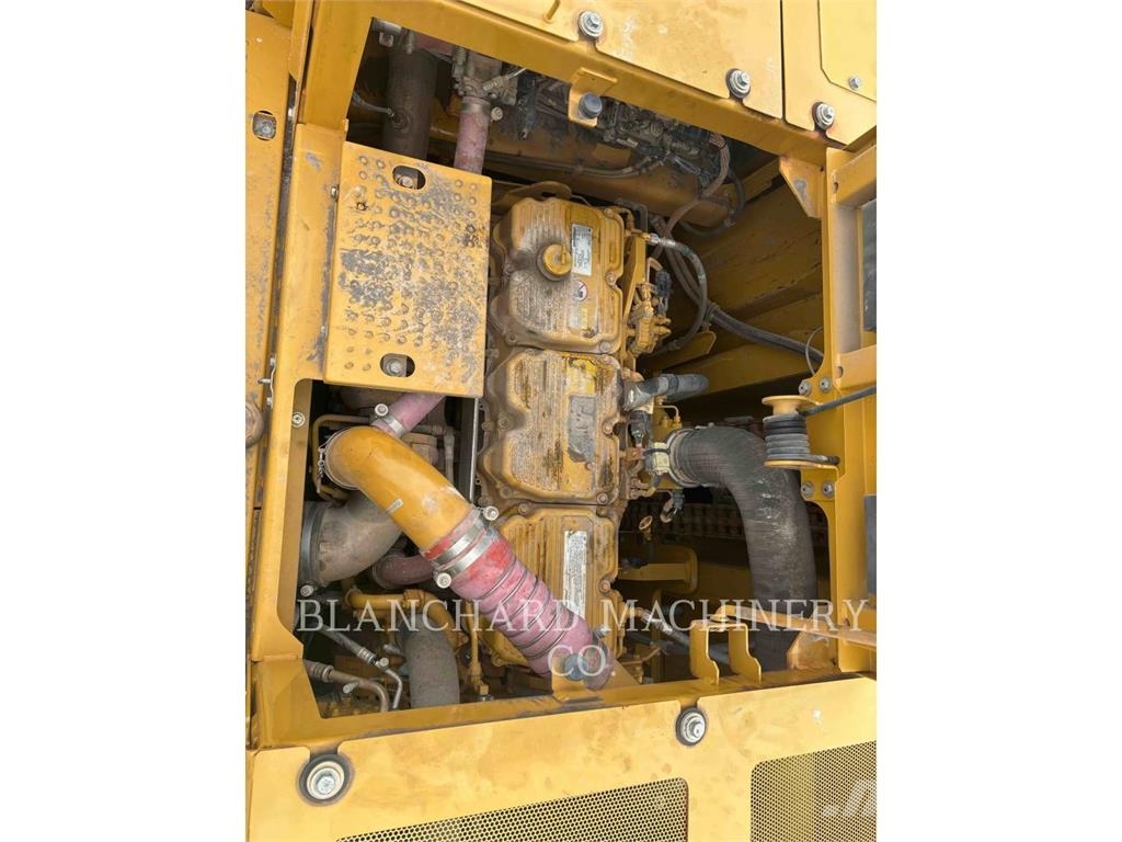 CAT 374FL Excavadoras sobre orugas