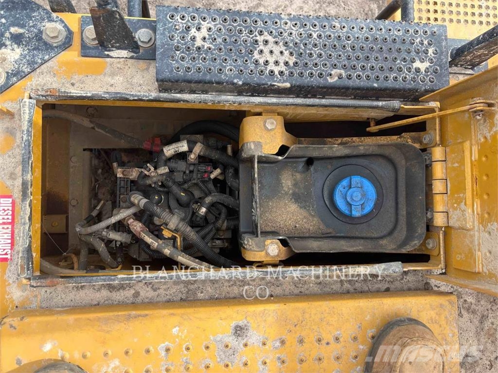CAT 374FL Excavadoras sobre orugas