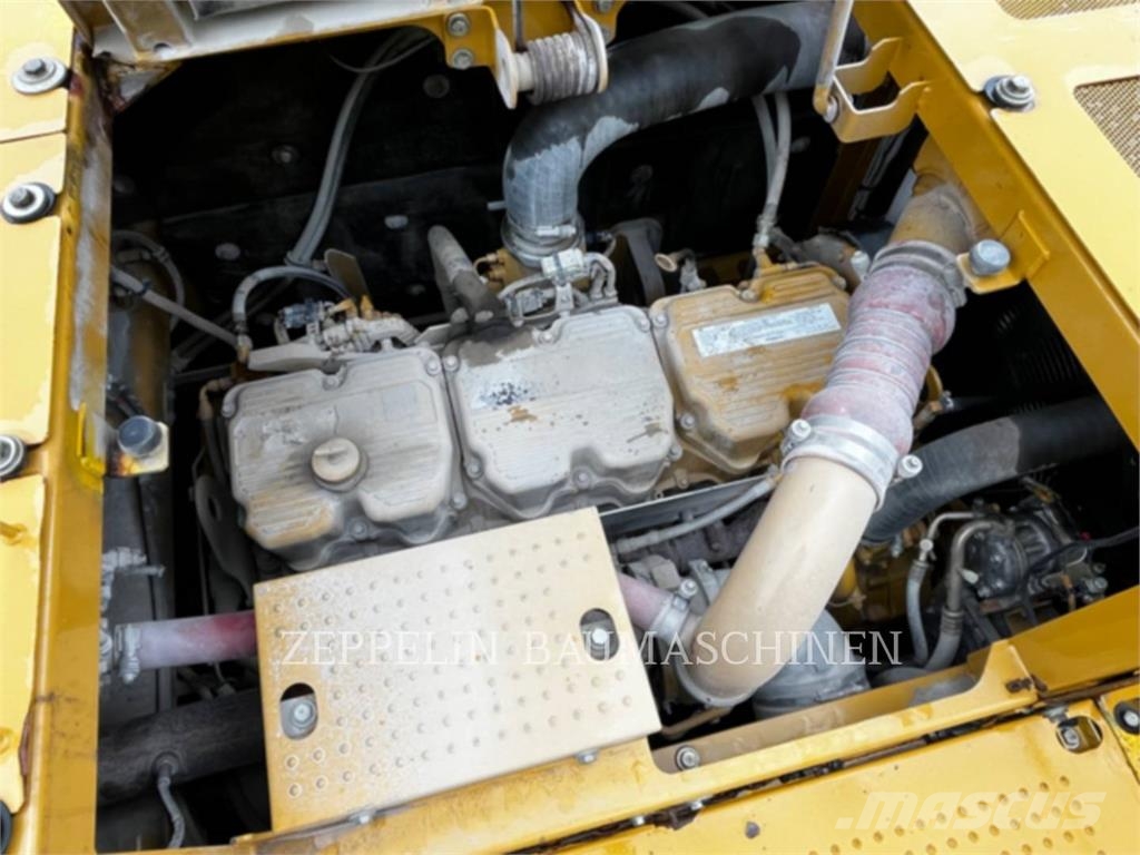 CAT 374FL Bageri guseničari