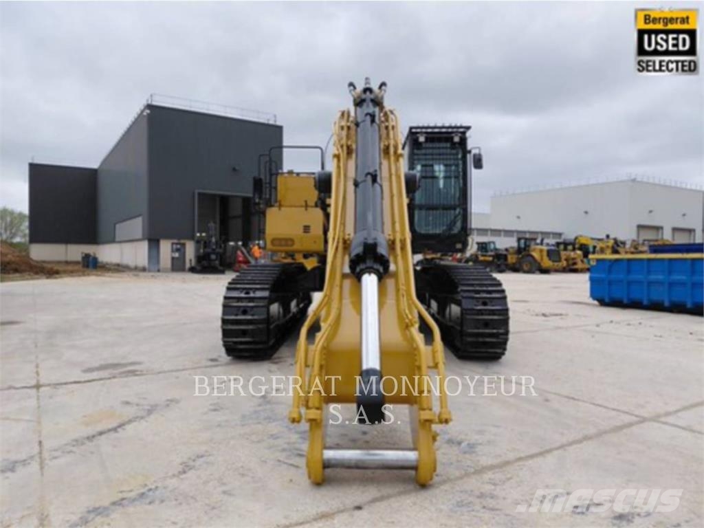 CAT 390F حفارات زحافة
