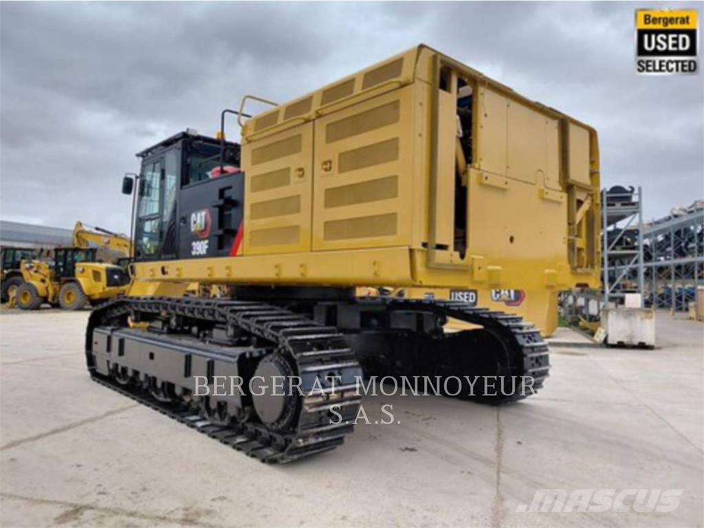 CAT 390F حفارات زحافة