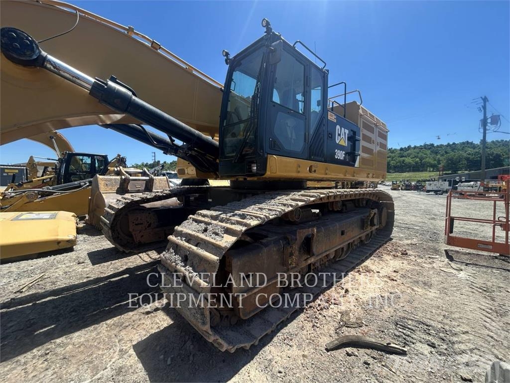 CAT 390F Bandgrävare