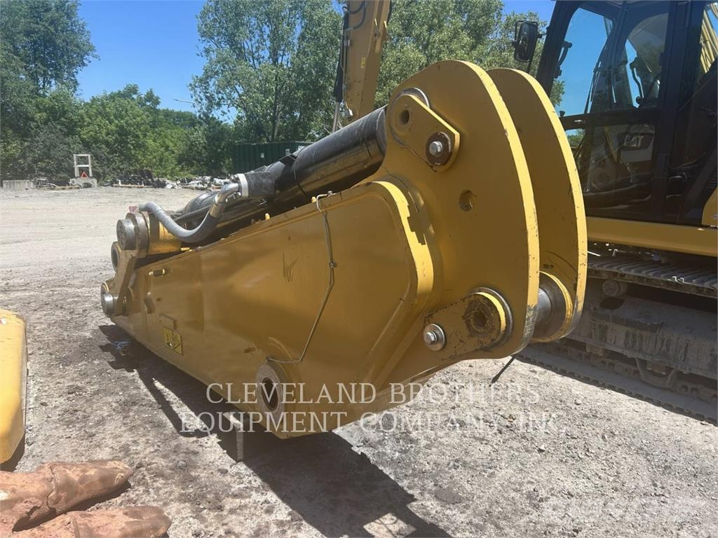 CAT 390F Bandgrävare